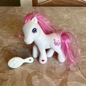 Vintage 2003 Hasbro G3 My Little Pony Strawberry Swirl With White Brush